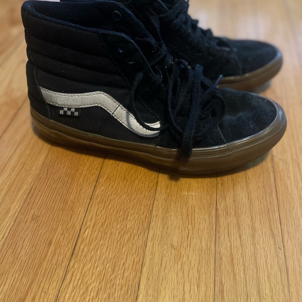 Pre-owned Vans Black and White High-Top Sneakers with Brown Sole